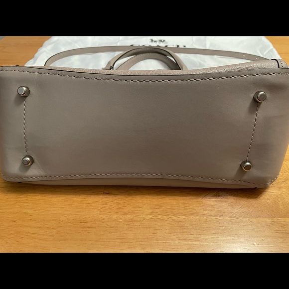 Coach Triple Material Light Mauve Handbag - Picture 3 of 5